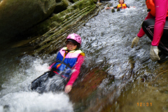 未婚男女聯誼配對溯溪活動05-4